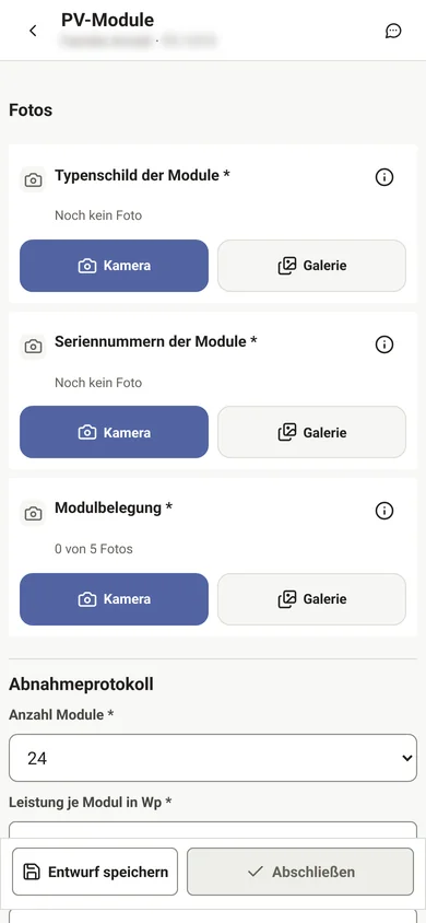Kapitel PV-Module am Handy mit Fotobereichen für Typenschild, Seriennummern und Modulbelegung, Demo-Daten